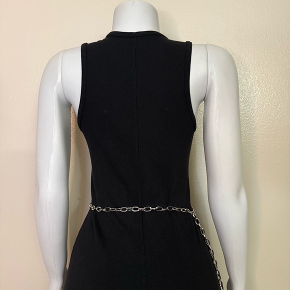 Silver tone metallic charms chain belt - Picture 5 of 9